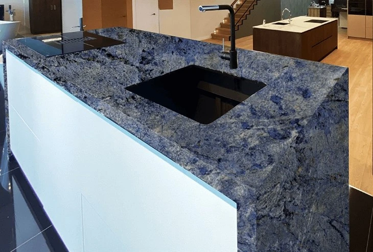Niebieski granit Bahia
